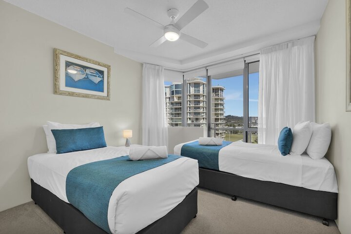 Room 10 of 211