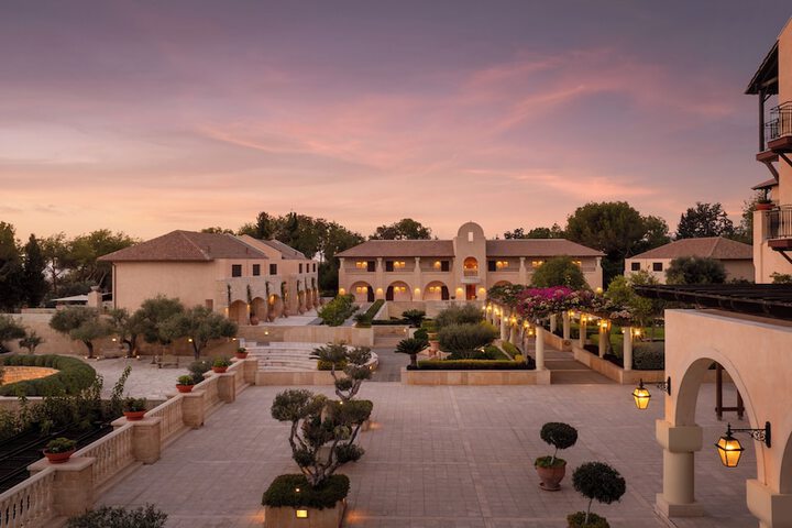 Hotel 80 of 90