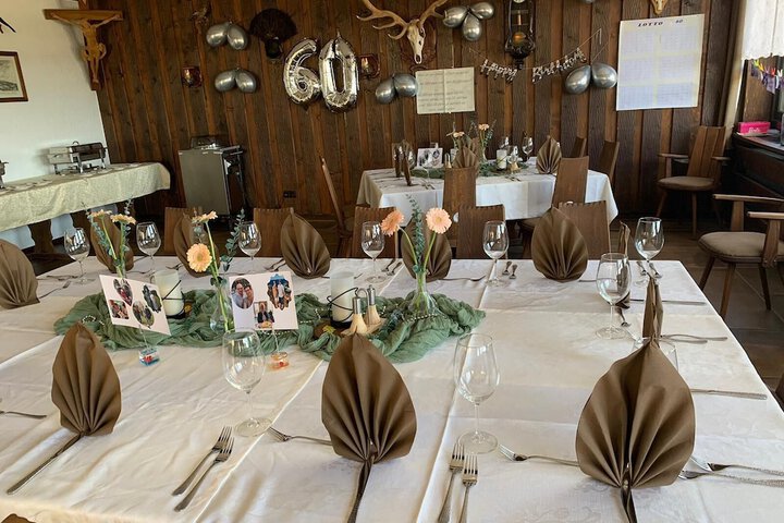 Dining 85 of 121