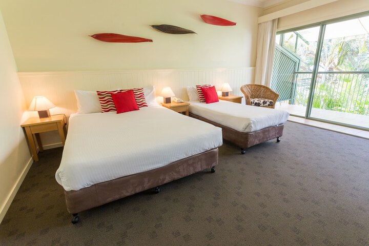 Room 51 of 84