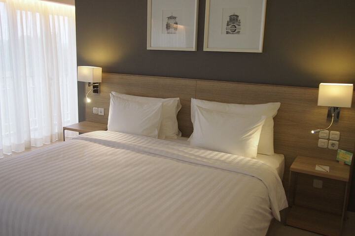 Room 6 of 36