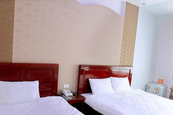 Room 6 of 31