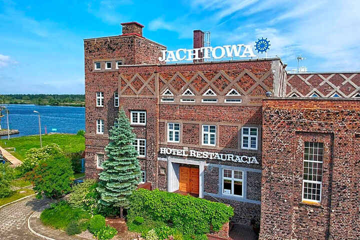 JACHTOWA Hotel i Restauracja