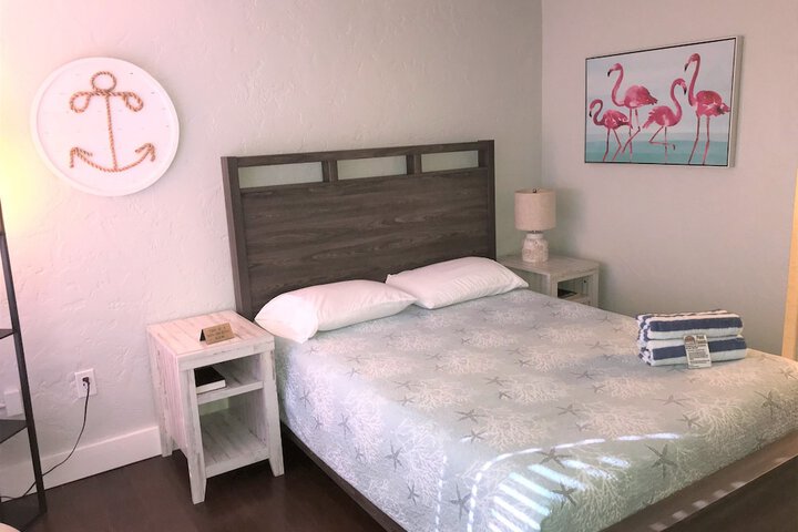 Room 7 of 25