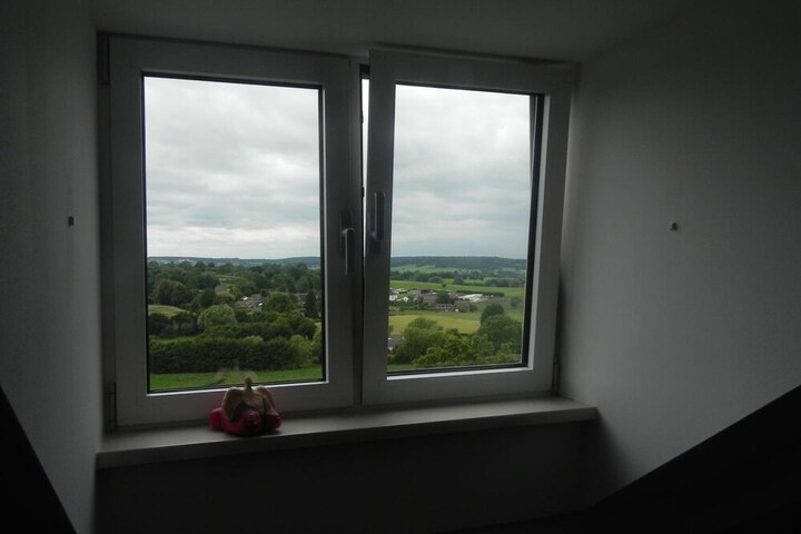 Room 6 of 27