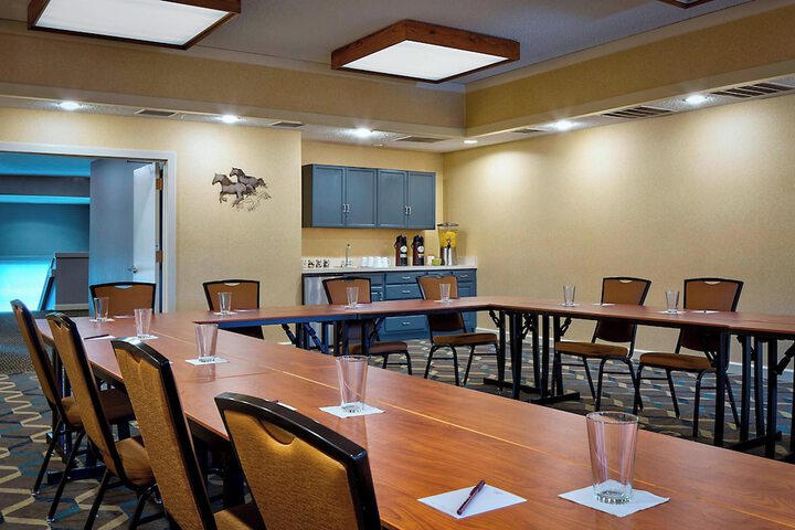 Meeting facility