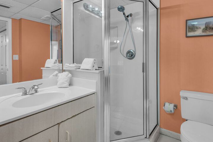 Room 4 of 36