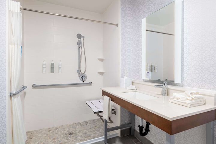 Bathroom shower