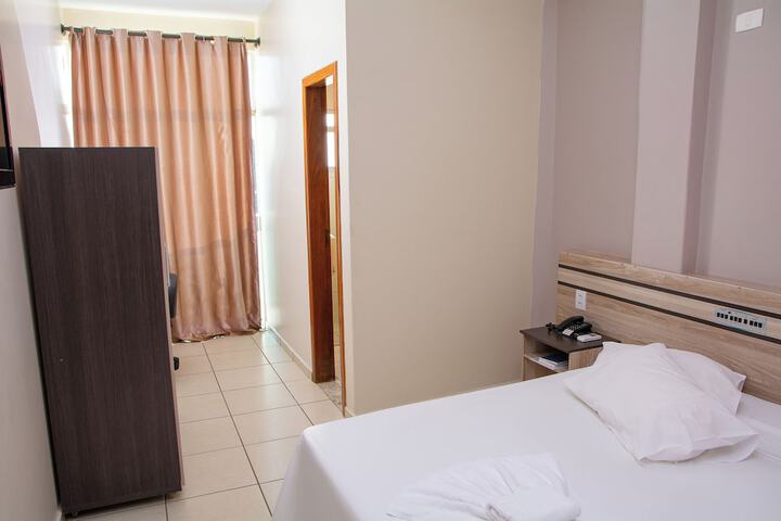 Room 10 of 26