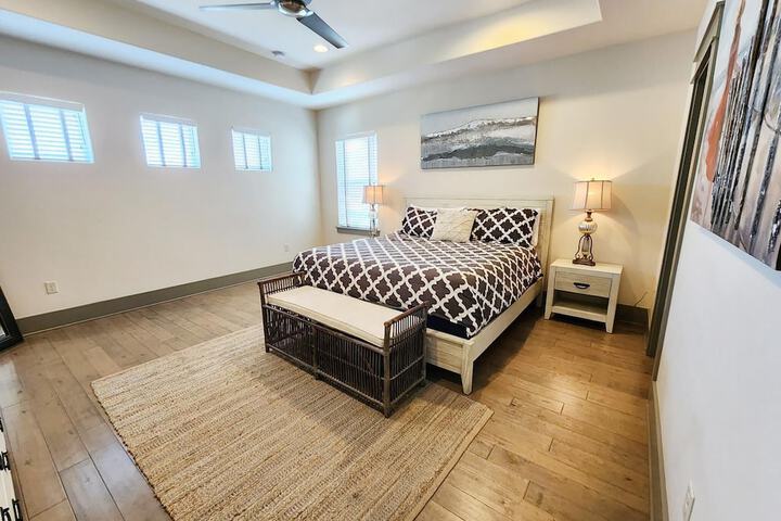 Room 2 of 47