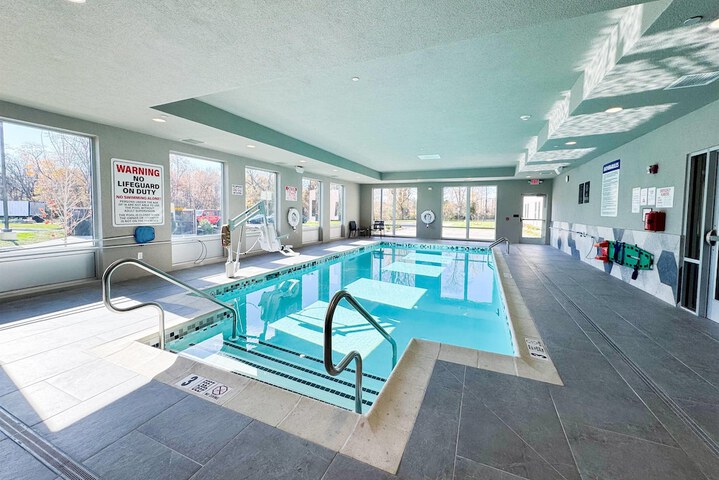 Pool 31 of 43
