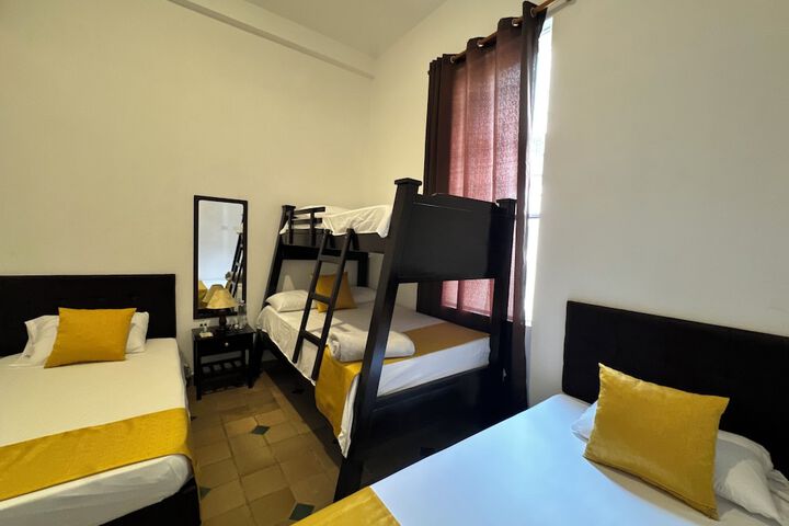 Room 15 of 39