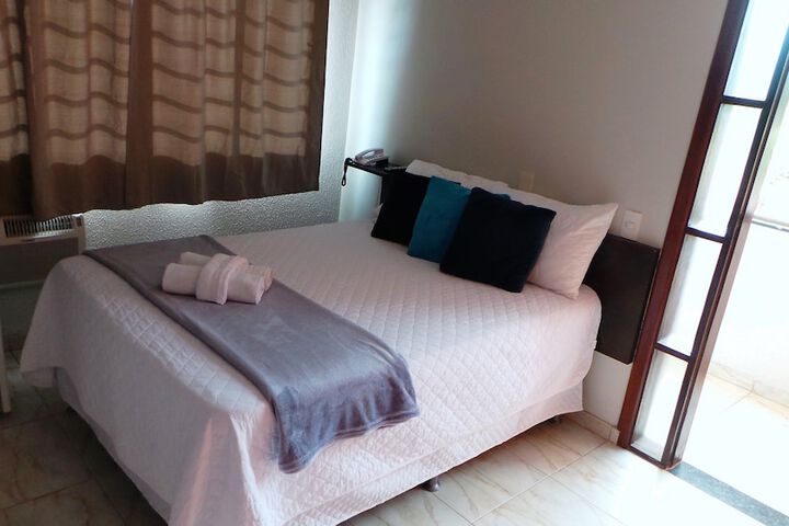 Room 5 of 41