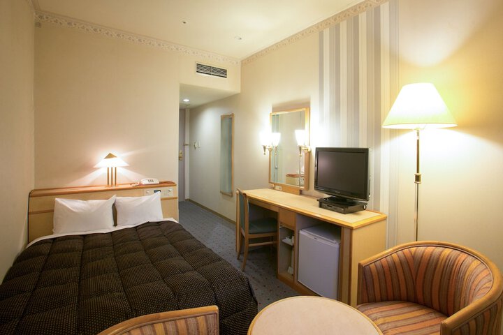 Room 10 of 41