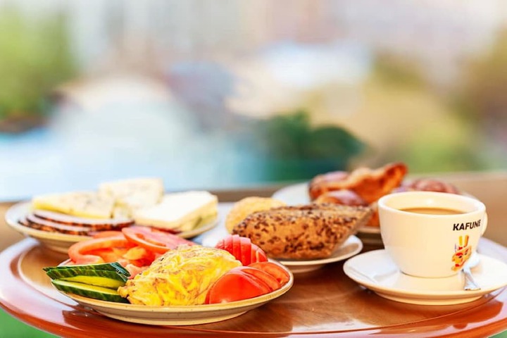 Breakfast/Coffee Service 62 of 75
