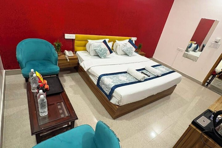 Room 3 of 19