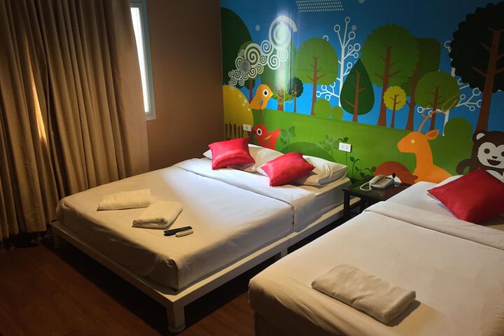 Room 52 of 130