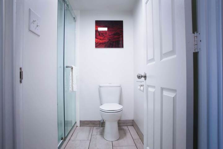 Room 16 of 30