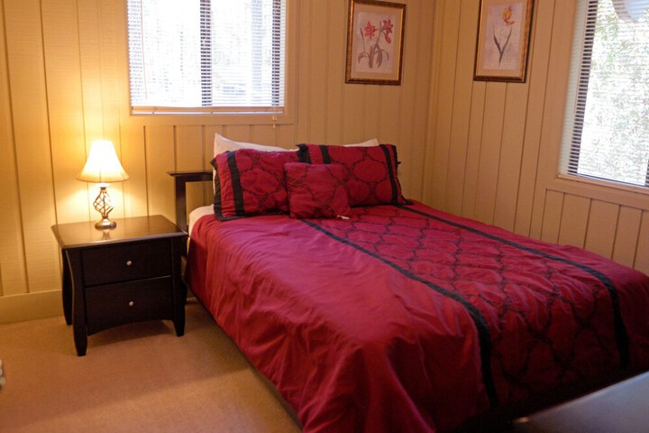 Room 93 of 400