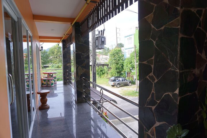 Terrace/Patio 22 of 27