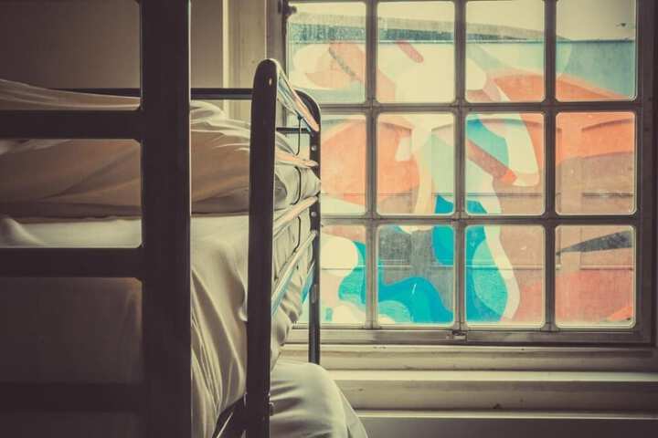 Room 12 of 38