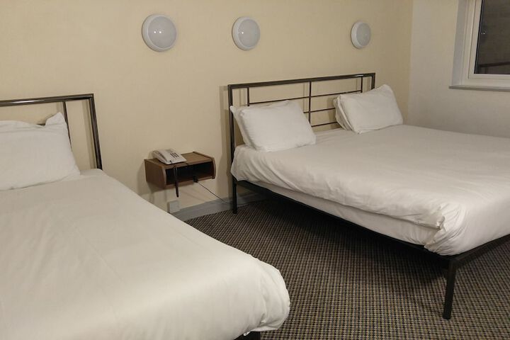 Room 56 of 236