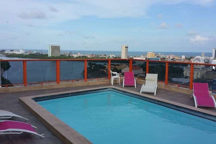 Pool 34 of 60