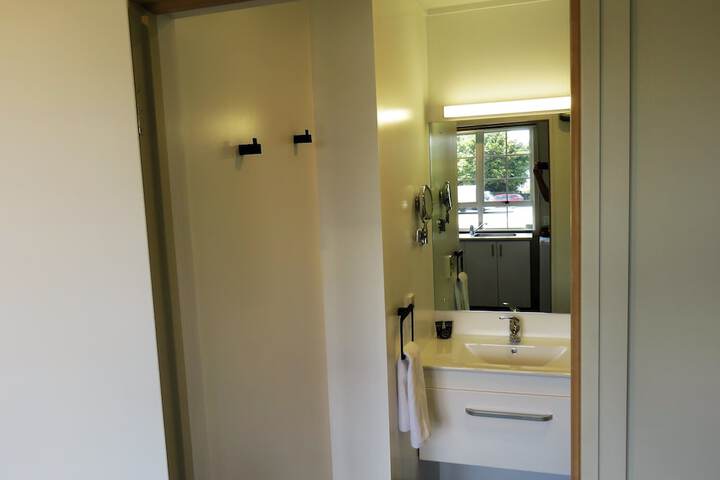 Room 82 of 141