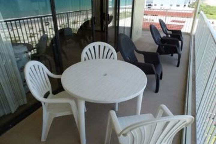 Terrace/Patio 4 of 24