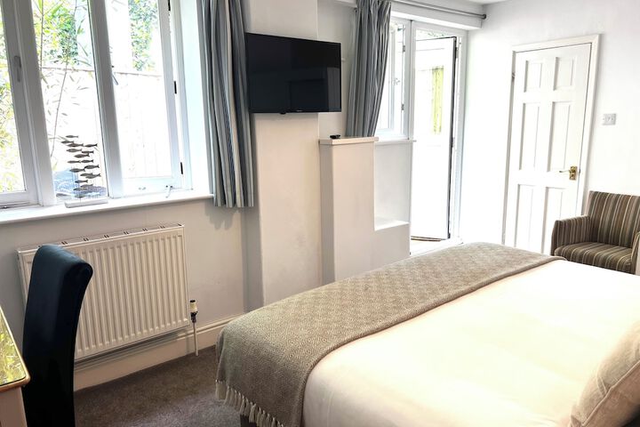 Room 49 of 122