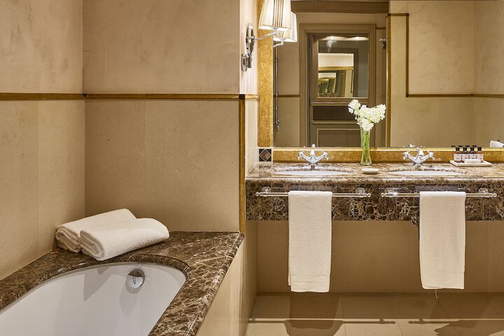 Clean Restrooms