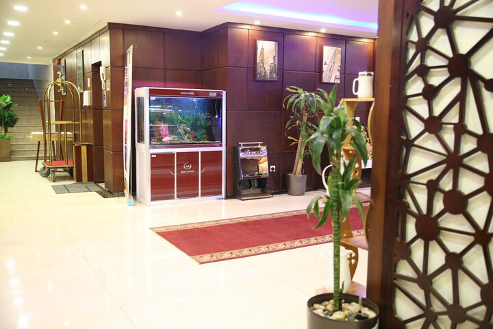 Hotel Interior 7 of 80