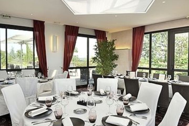 Dining Photos