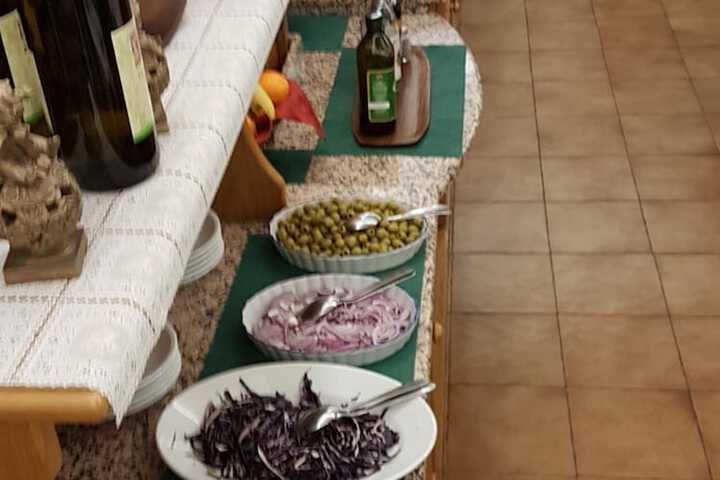 Dining 35 of 72
