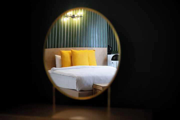 Room 6 of 53