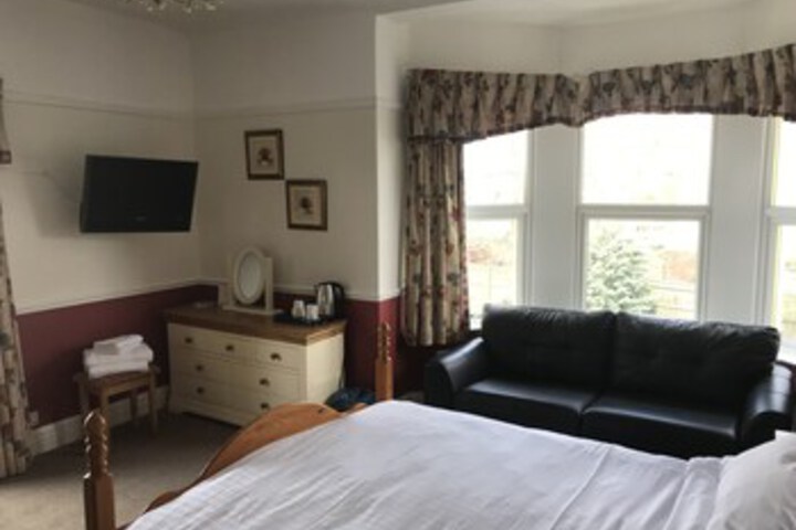 Room 53 of 85