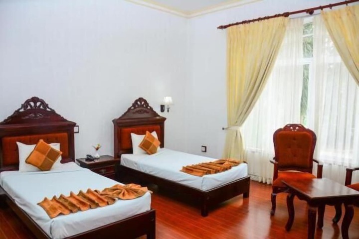 Room 12 of 47