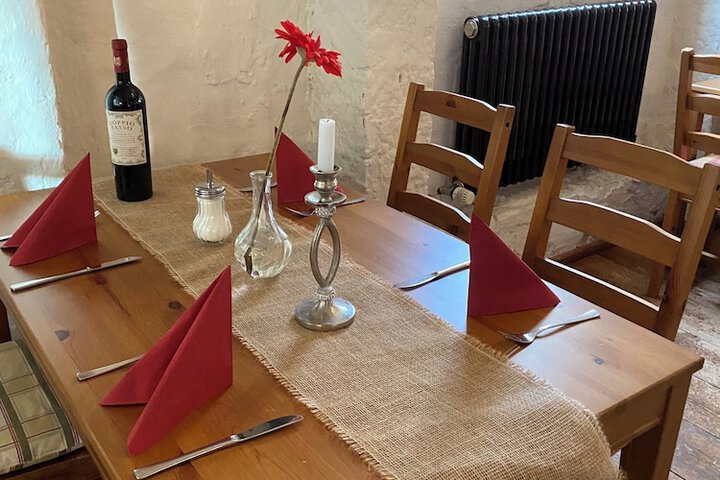 Dining 82 of 101