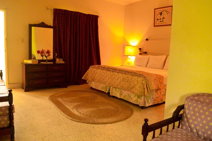 Room 5 of 19