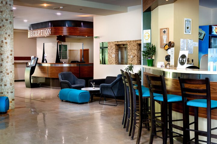 Hotel Interior 5 of 94