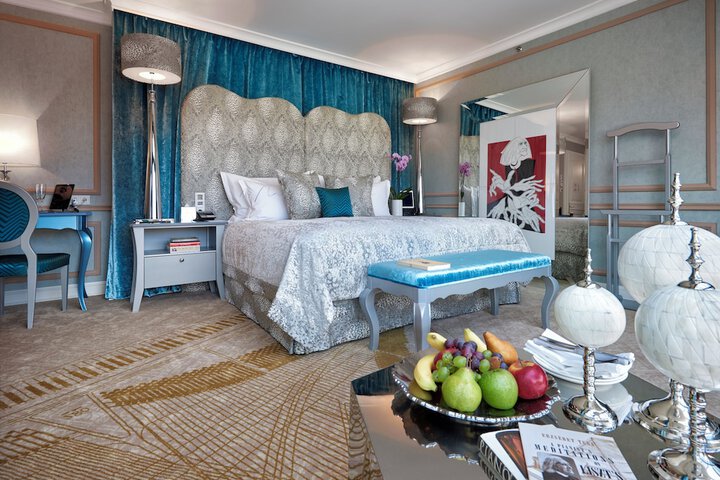 Room 47 of 168