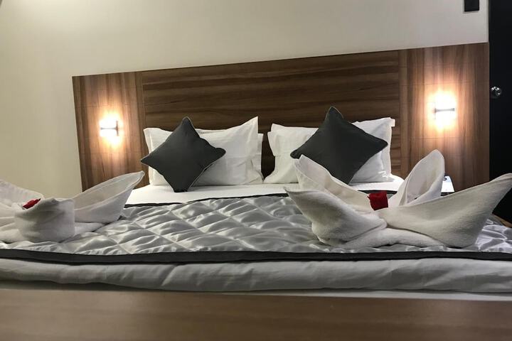 Room 25 of 52