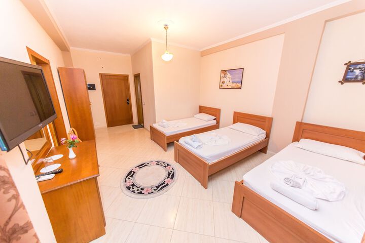 Room 20 of 69