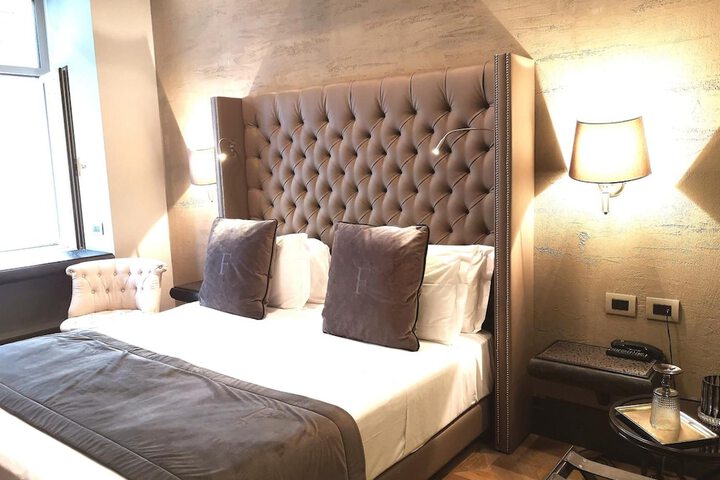 Room 19 of 59