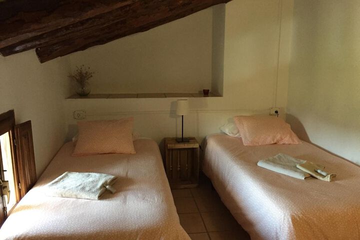 Room 11 of 60