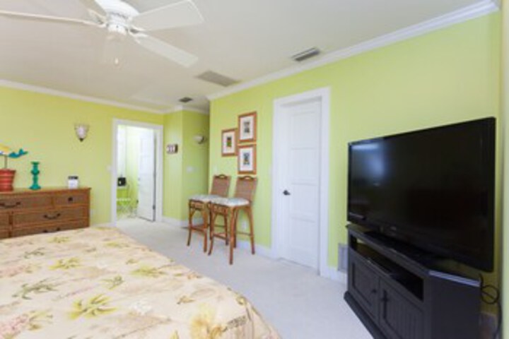 Room 49 of 60