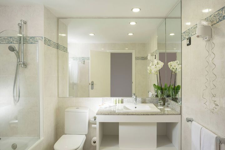Bathroom Interior Photo