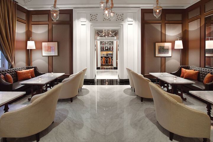 Guest Lobby