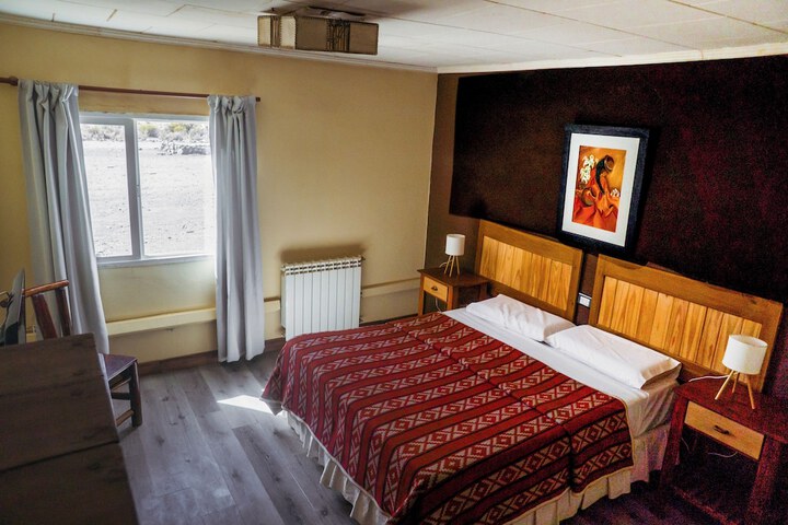 Room 2 of 28