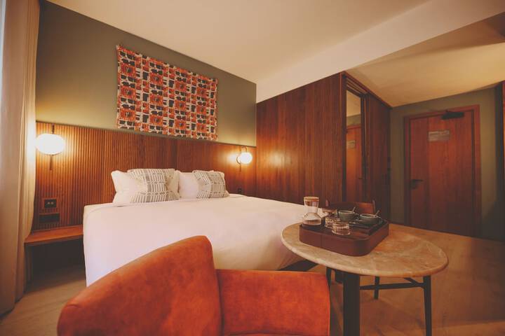 Room 15 of 63